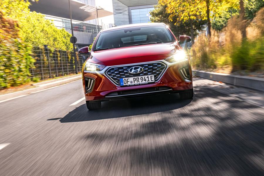  Hyundai IONIQ plug-in (AE) 2019 года  (WW) (фото 35 из 45)